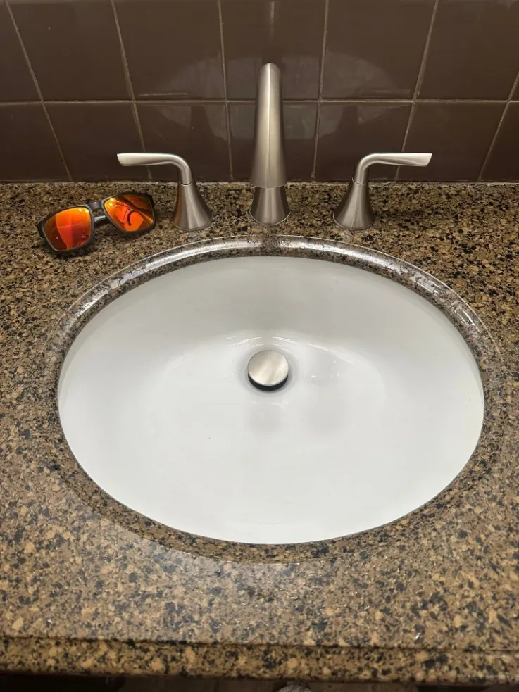 After bathroom faucet installation in Green Bay – modern, leak-free bathroom vanity faucet